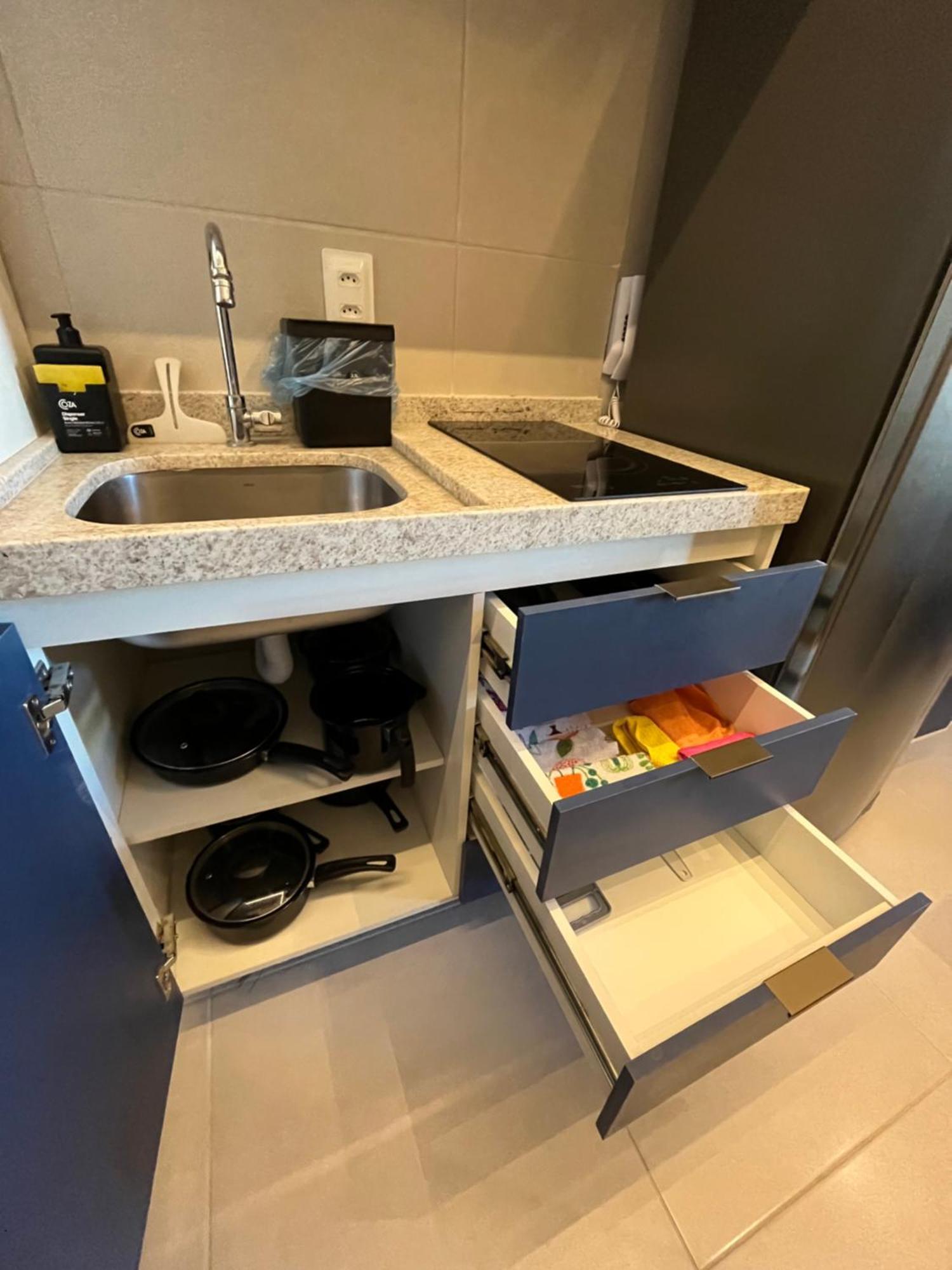 Flat De Alto Padrao Em Apartamento *